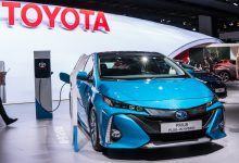 טויוטה פריאוס מוצגת בתערוכה