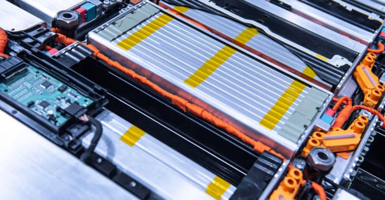 מארז סוללה של רכב חשמלי פתוח