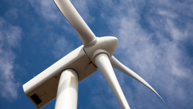 מבט מקרוב על טורבינת רוח