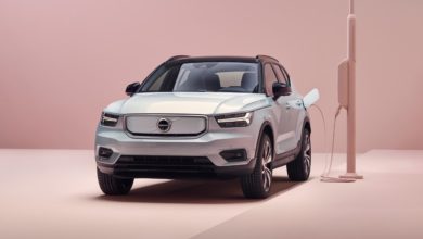 וולוו חשמלית XC40