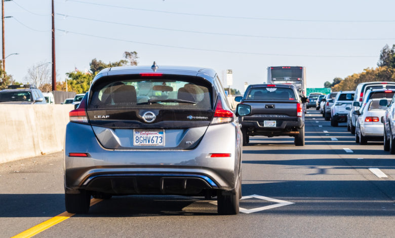 ניסאן ליף בנתיב Car Pool בסן פרנסיסקו