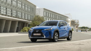 לקסוס UX 300e החשמלית