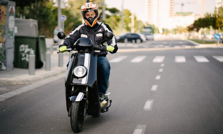 נסיעת מבחן על הקטנוע החשמלי NIU NQi GT