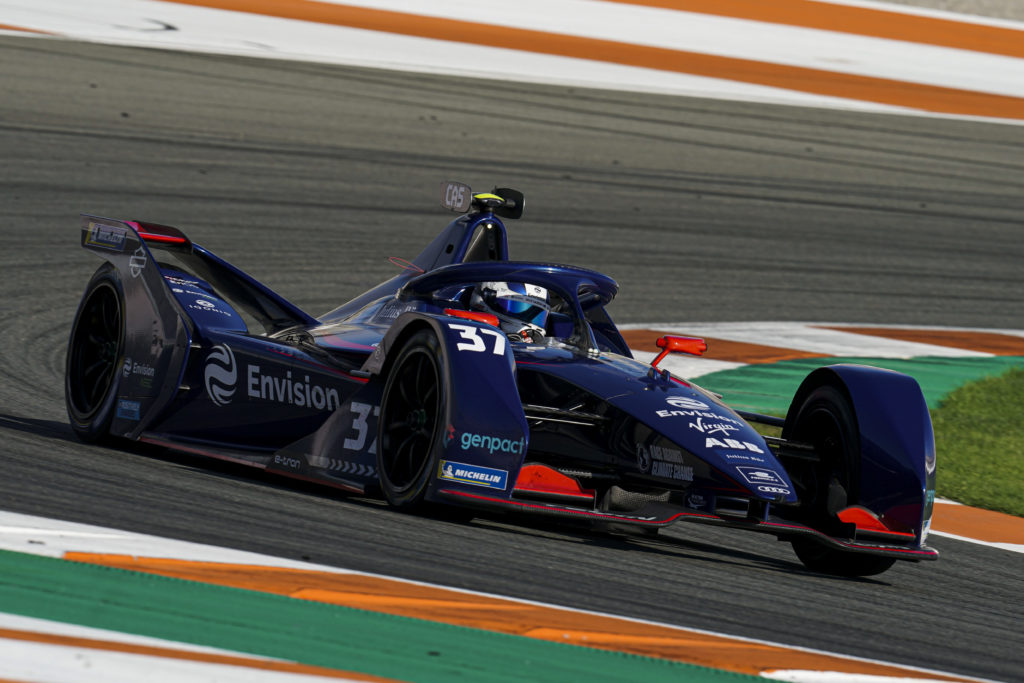 רכב מירוץ של Envision Virgin Racing