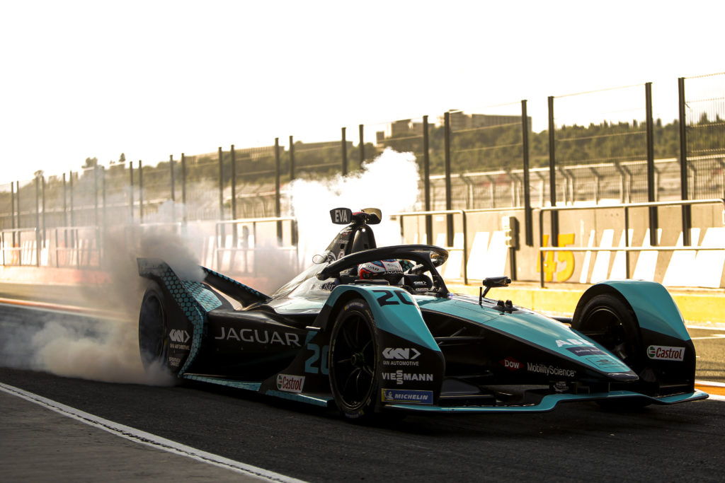 רכב של יגואר רייסינג בפורמולה E