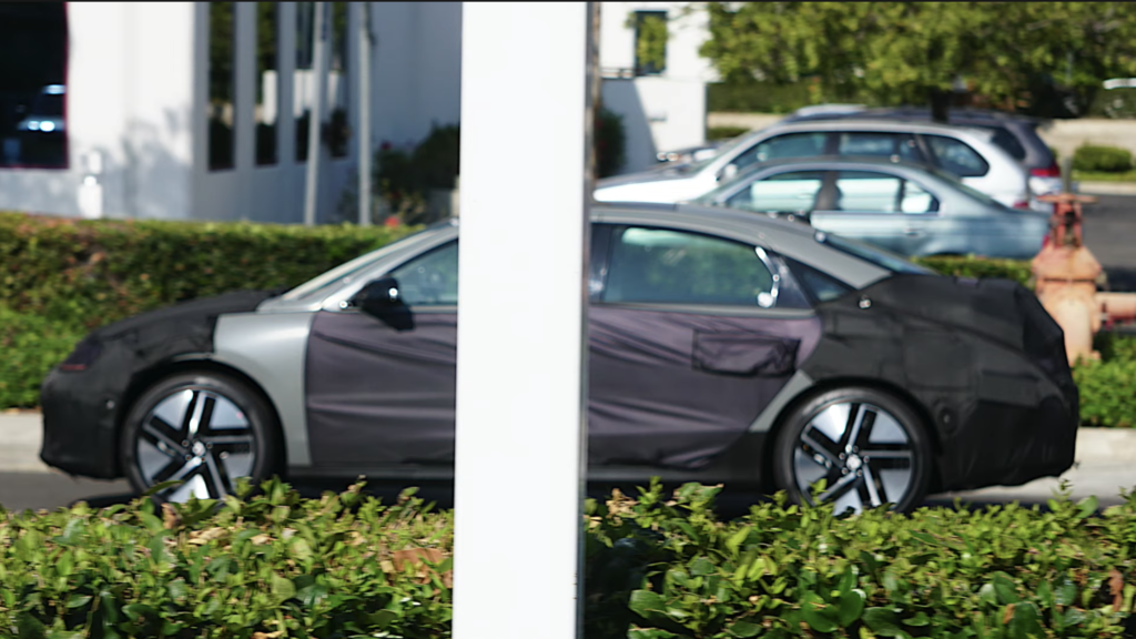 Spyshots של איוניק 6