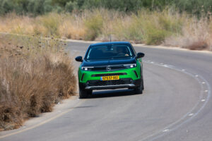 אופל מוקה החשמלית בנסיעה