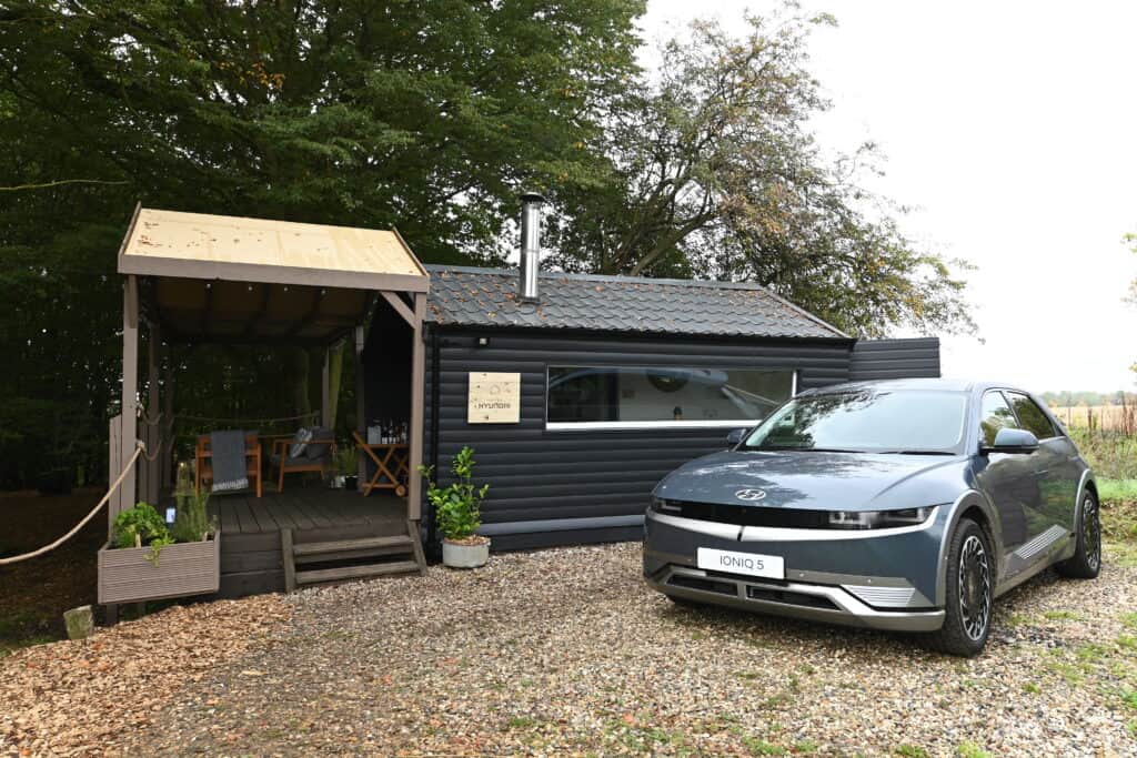 יונדאי איוניק 5 בהוטל יונדאי