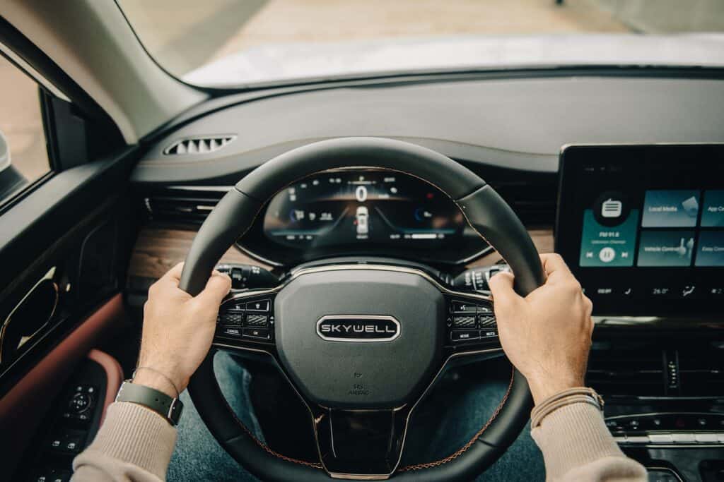 פנים הרכב וסביבת הנהג של הגרסה החדשה של סקיוול ET5