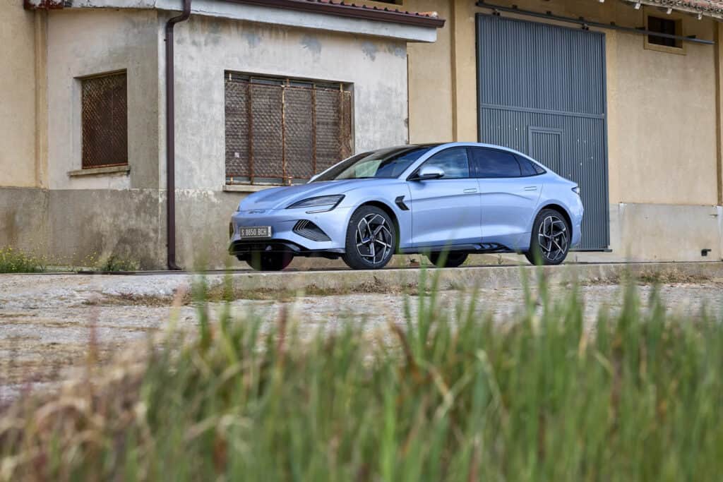 רכב חשמלי BYD סיל