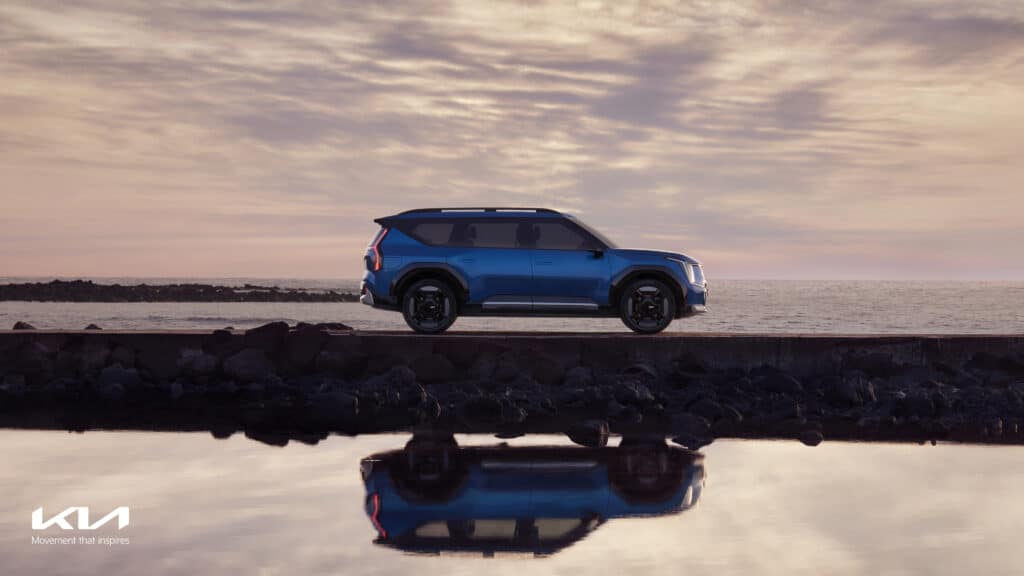 מבט צד על הקיה EV9