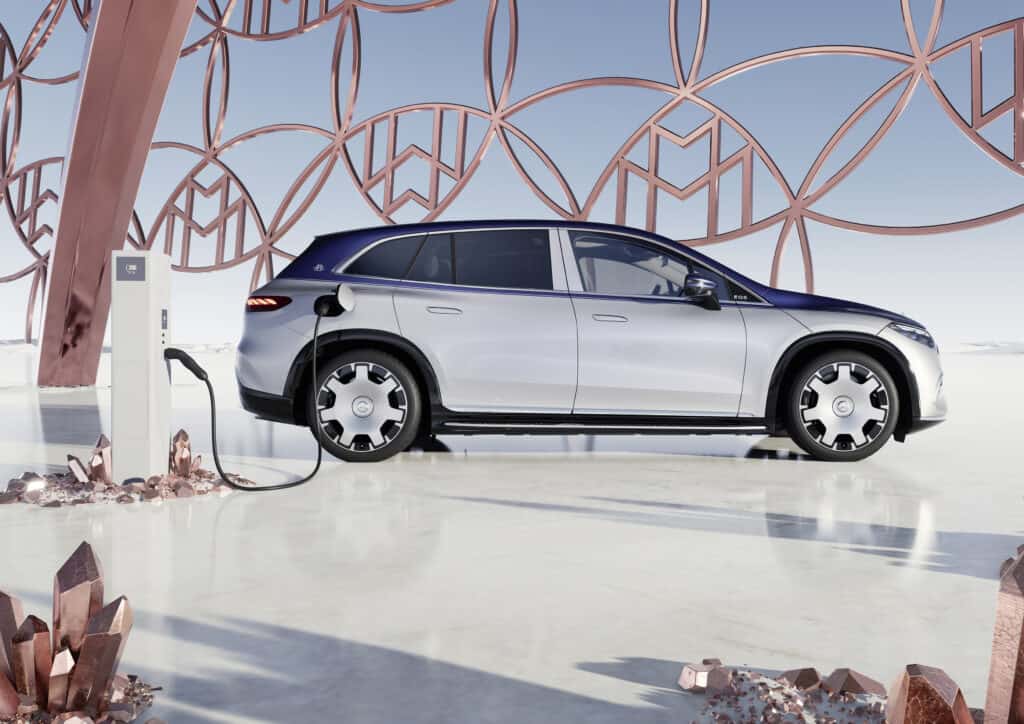 מרצדס מייבאן EQS SUV 650 חשמלית