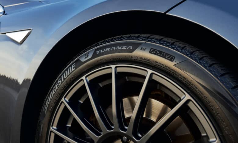 צמיגי טוראנזה EV מבית ברידג׳סטון ייעודיים לרכב חשמלי