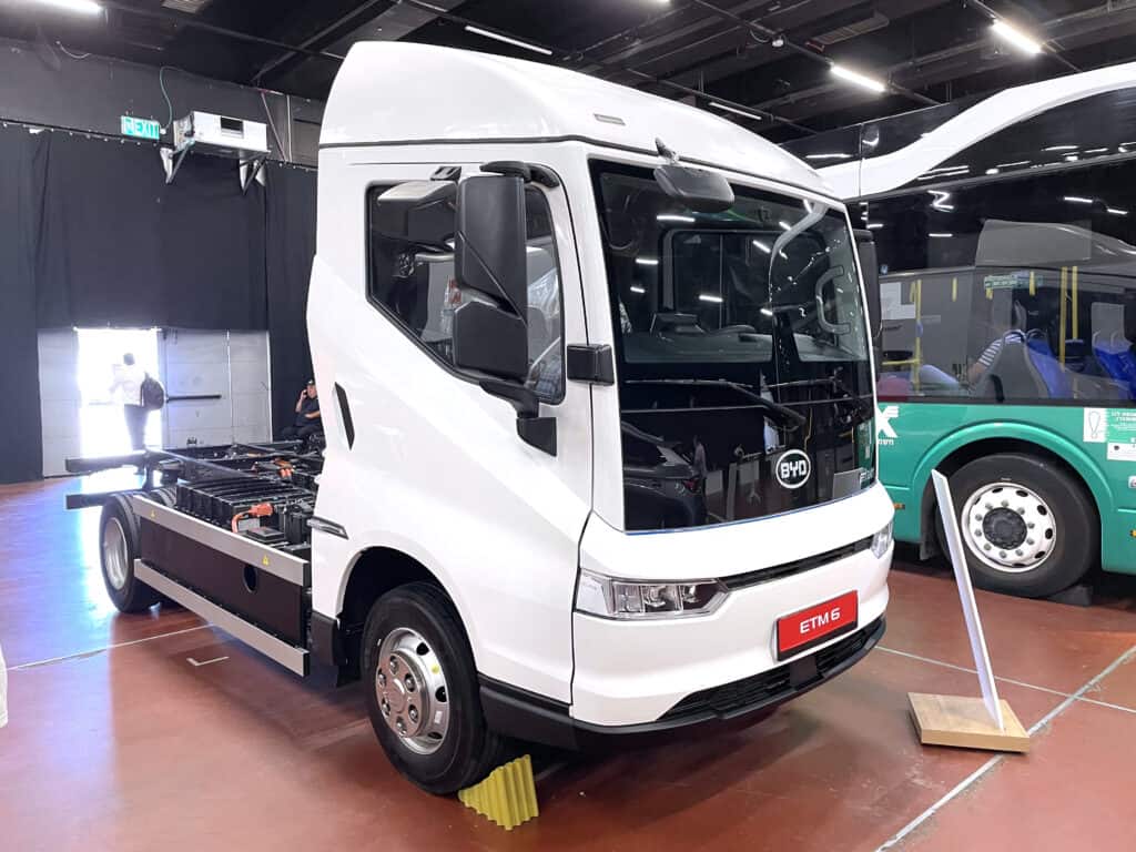 משאית חשמלית, BYD ETM6, בכנס להנדסת רכב ותחבורה חכמה