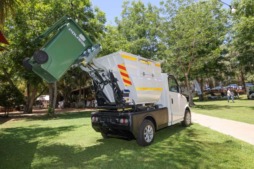 משאית חשמלית לאיסוף אשפה מסוג Pilotcar P1000