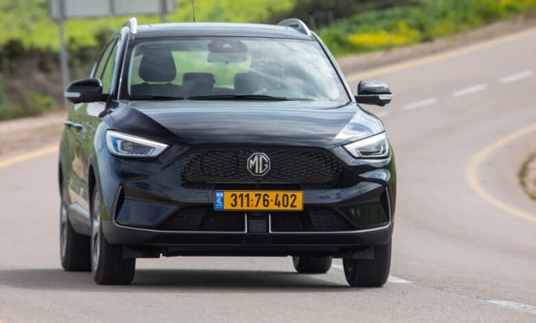 MG ZS EV החדשה בנסיעה בישראל