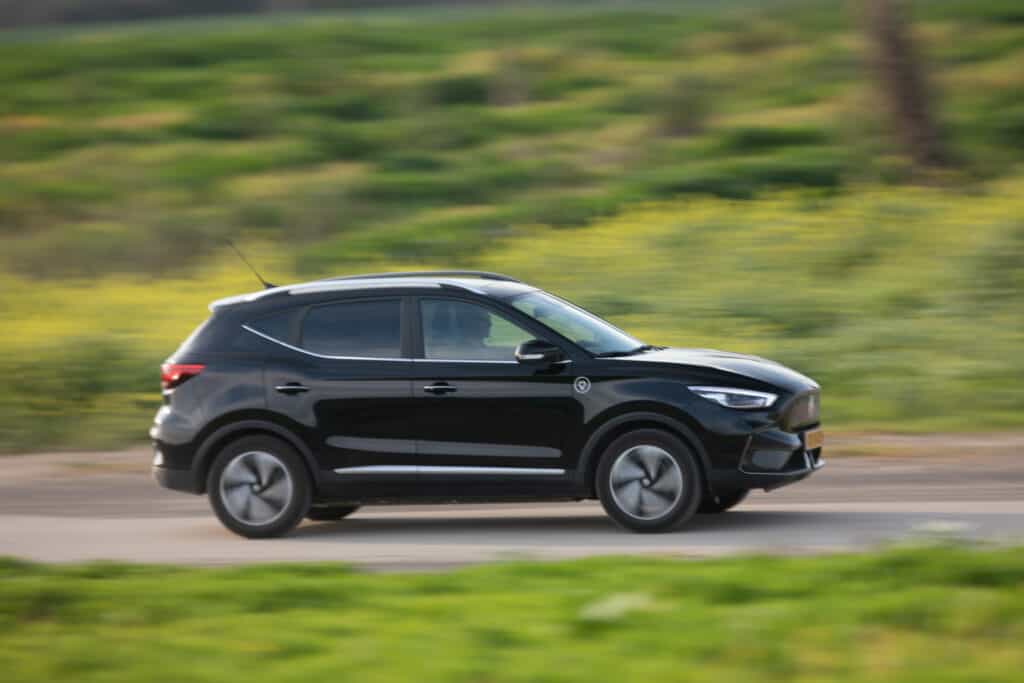 MG ZS EV החדשה בנסיעה בישראל