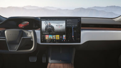 מסך המולטימדיה המרכזי של טסלה מודל S