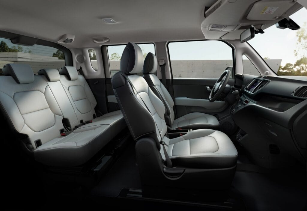 פנים הרכב של קיה ריי EV