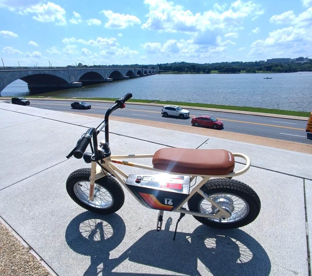 מיני-בייק חשמלי, Rambler 16 של חברת Razor