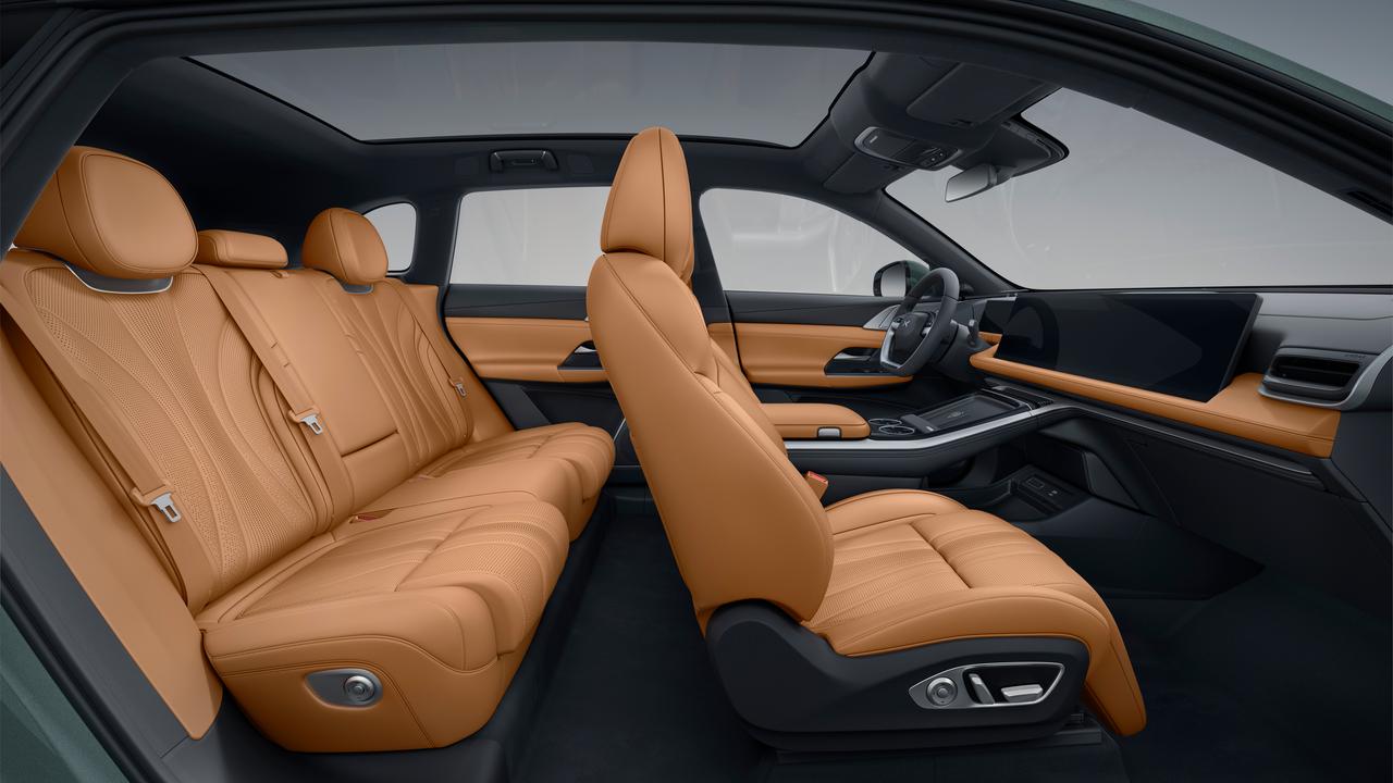 פנים הרכב של ה-XPENG G9