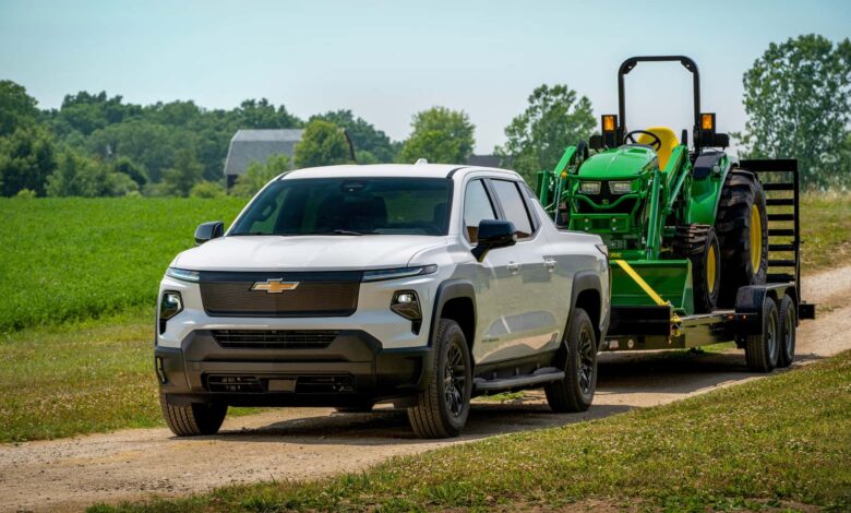 שברולט סילברדו חשמלי גורר טרקטור