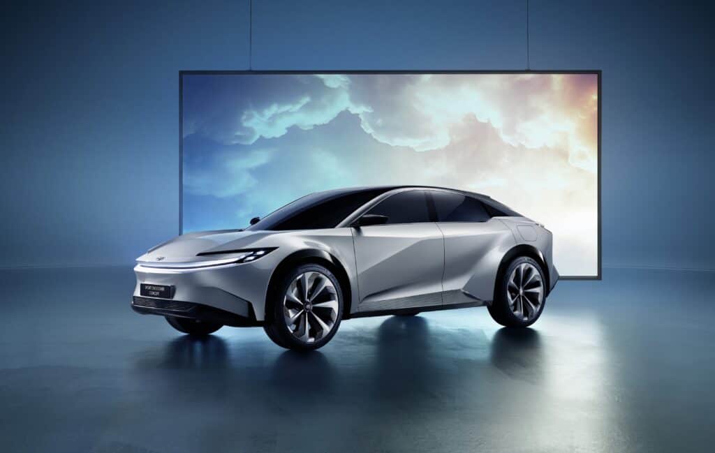 רכב קונספט חשמלי מבית טויוטה ו-BYD