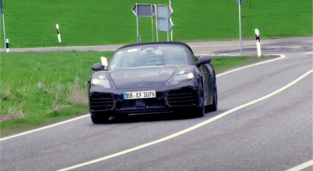 פורשה בוקסטר EV במסלול נורבורגרינג