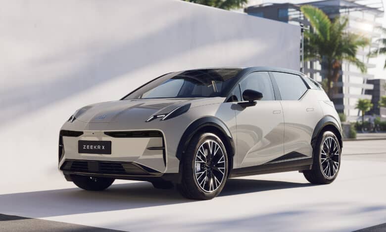 רכב הפנאי החשמלי זיקר X