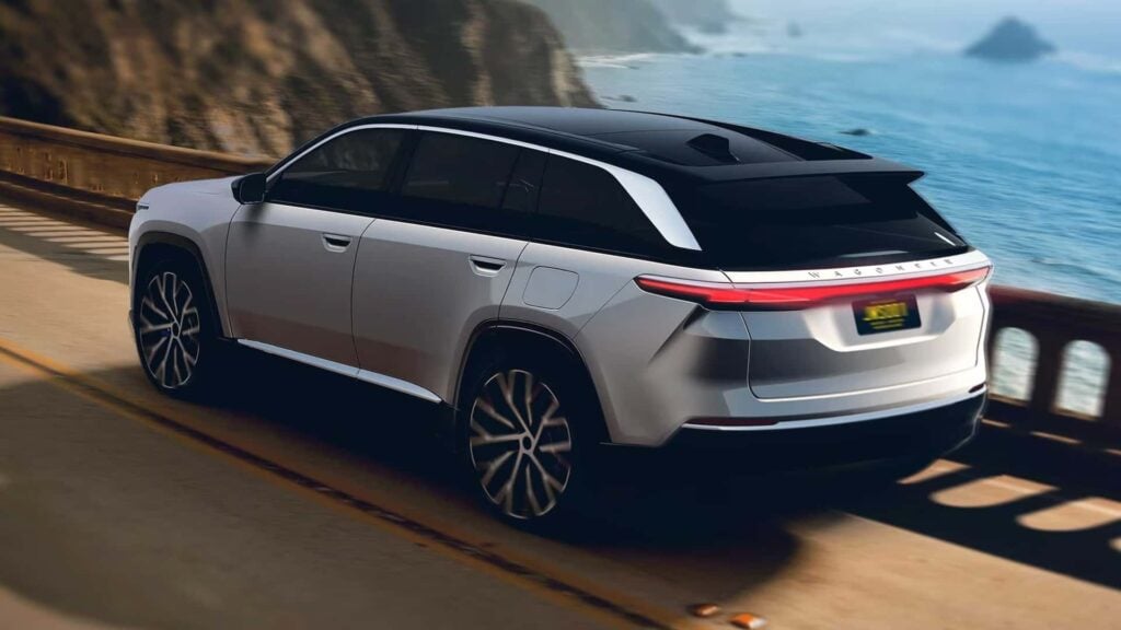 מבט אחורי על ג׳יפ ואגוניר S