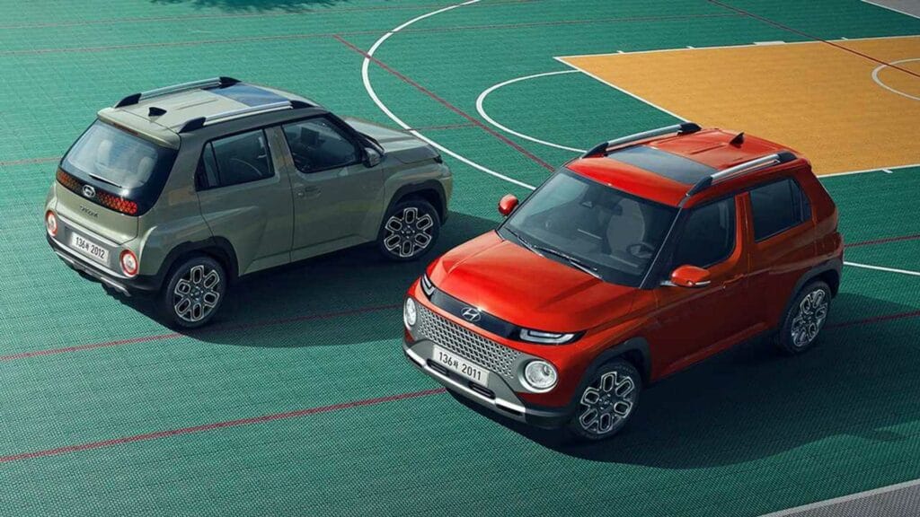 שני רכבי יונדאי קספר חשמליים