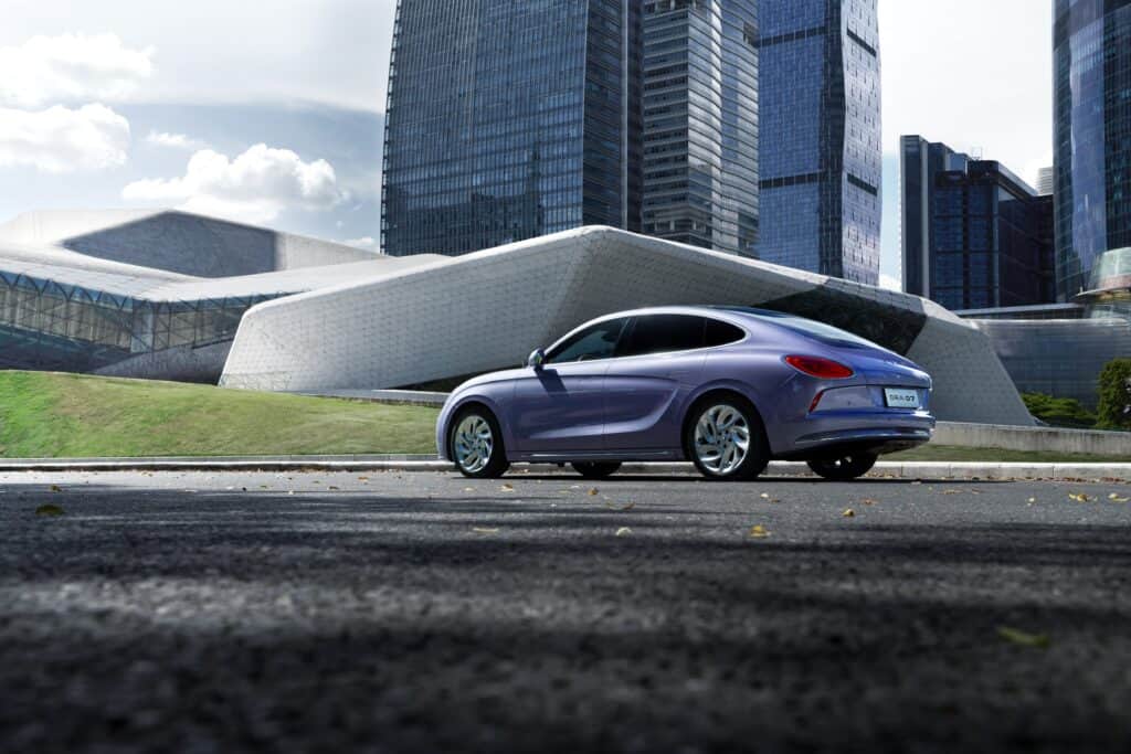 אורה 07 חשמלית מבט צד