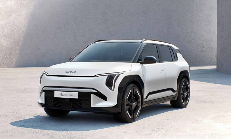 רכב פנאי קומפקטי קיה EV3