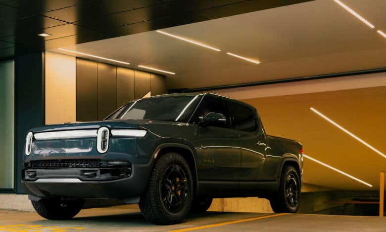 טנדר חשמלי ריביאן R1T