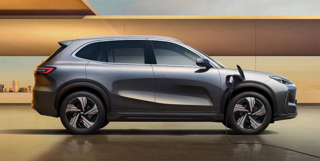 ג׳ילי גלקסי E5 מבט צד