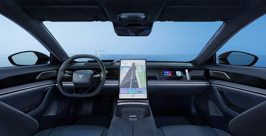 פנים הרכב וסביבת הנהג של נטע S