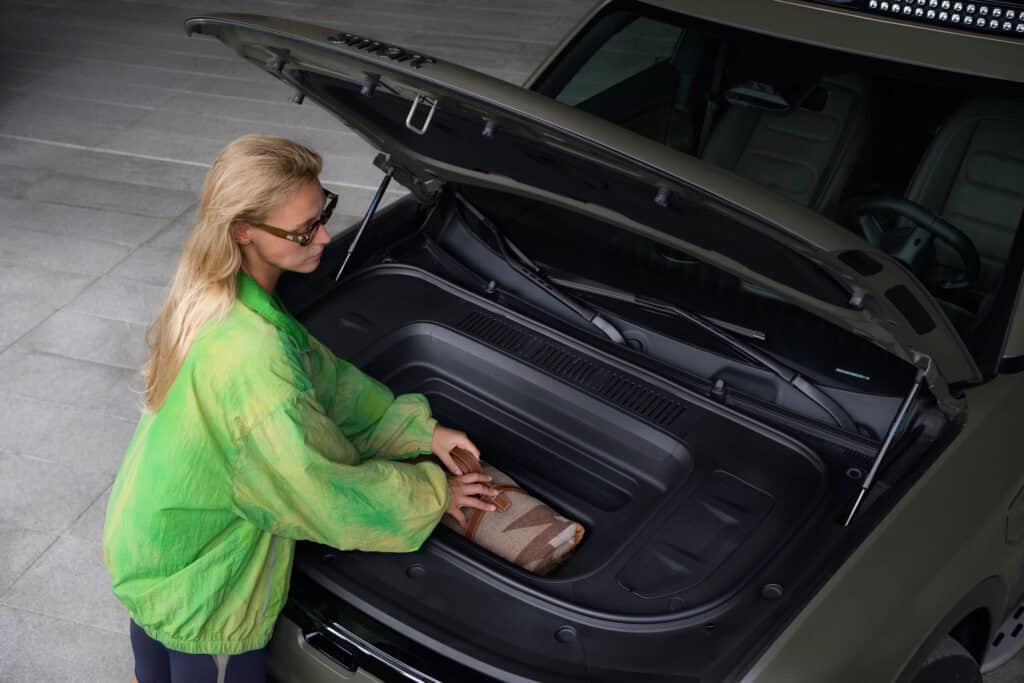 תא המטען הקדמי של סמארט #5 החשמלית