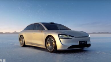 סטלנטו S9 רכב סדאן חשמלי