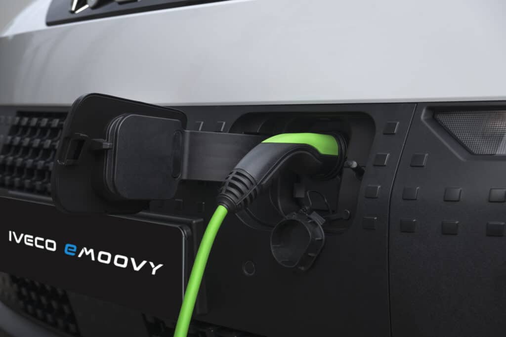 שקע הטעינה של איווקו eMoovy חשמלי