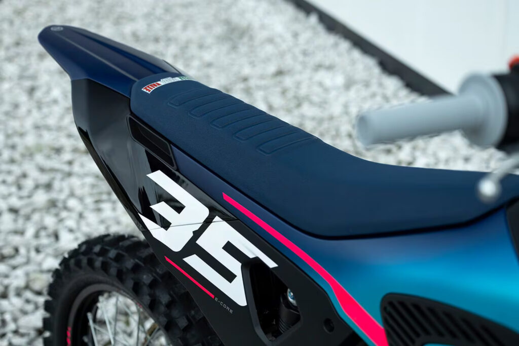 אופנוע חשמלי CF MOTO CF-X