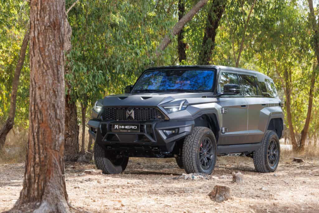 רכב השטח M-HERO של דונגפנג בשטח