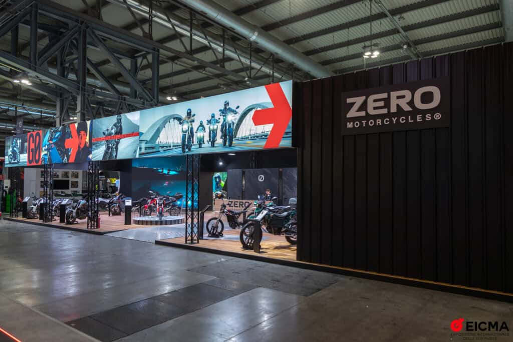 דוכן של זירו בתערוכת מילאנו