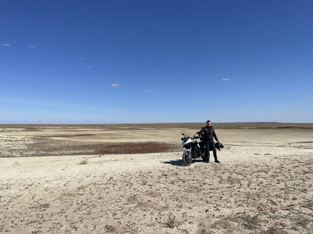 המשך הרכיבה במדבר בקזחסטן