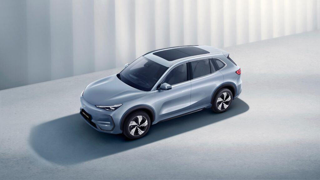 ג׳ילי גלקסי EX5