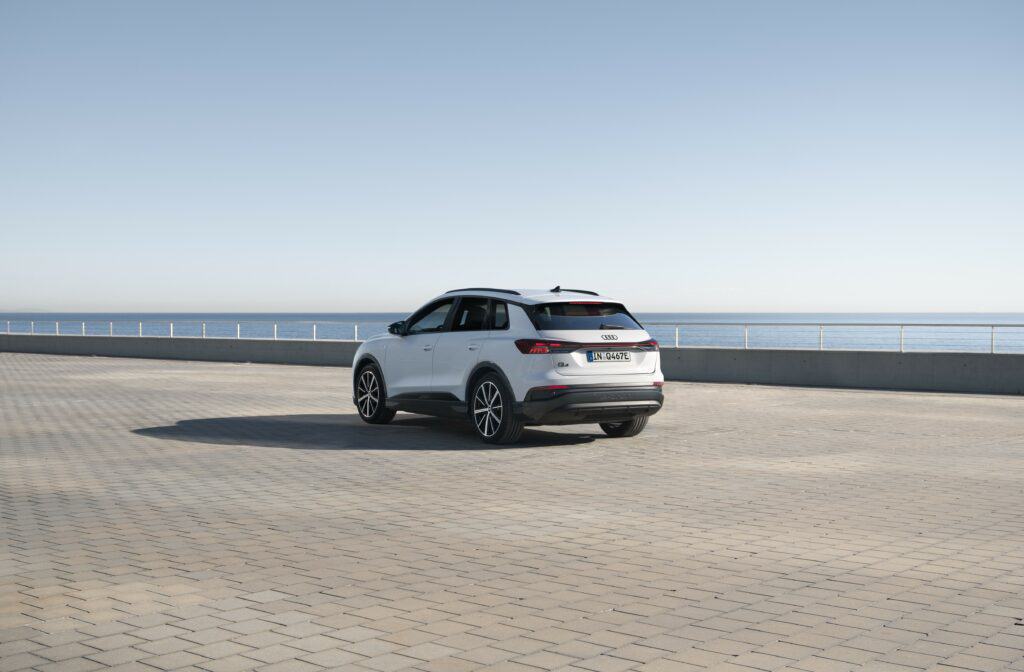 מבט אחורי על אאודי Q4 אי-טרון 40