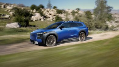 סובארו טריילסיקר חשמלי בנסיעה בשטח