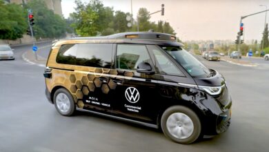 פולקסווגן ID.BUZZ אוטונומי נוסע בכבישי ישראל