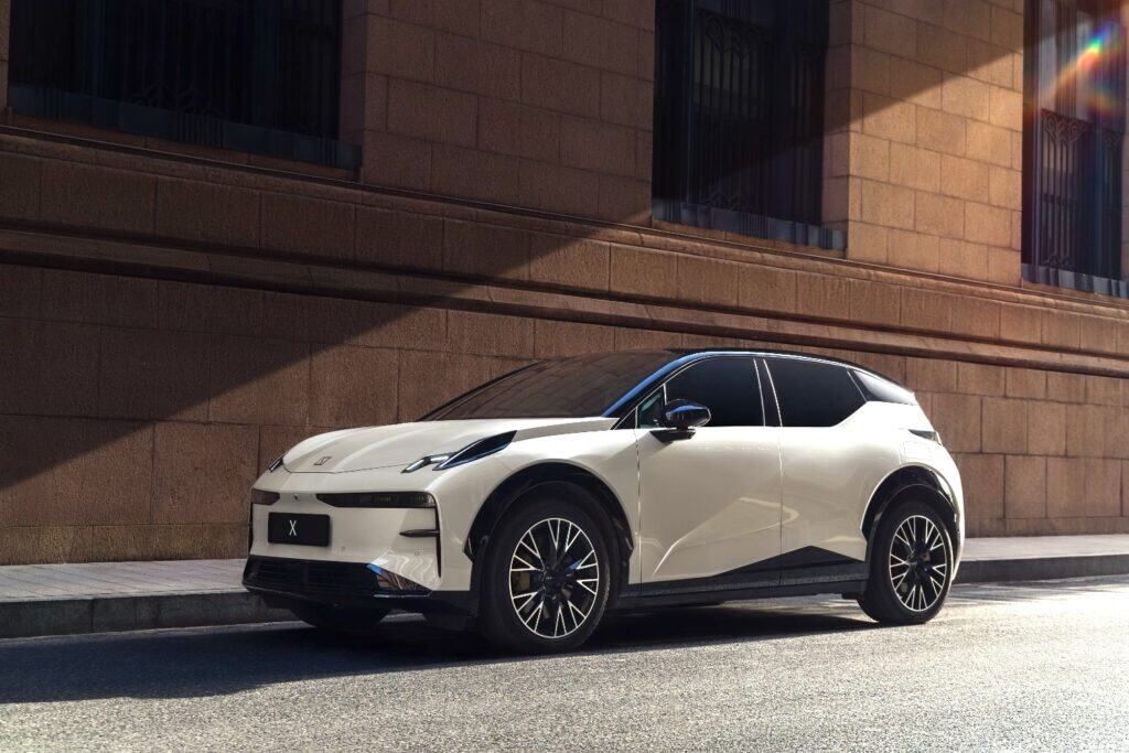 זיקר X ביונד בעיר