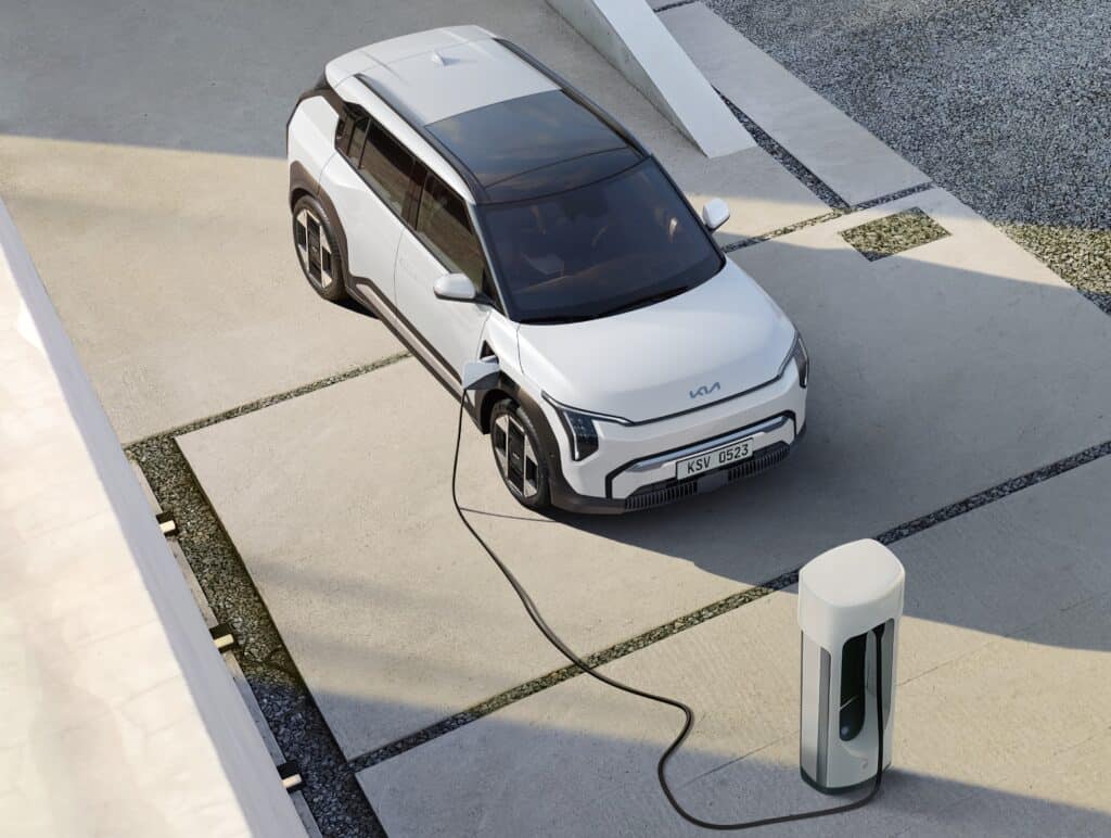 קיה EV3 בטעינה