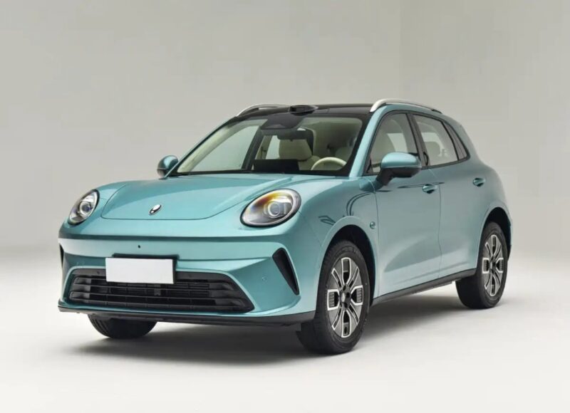 מבט קדמי על רכב חשמלי אורה 5